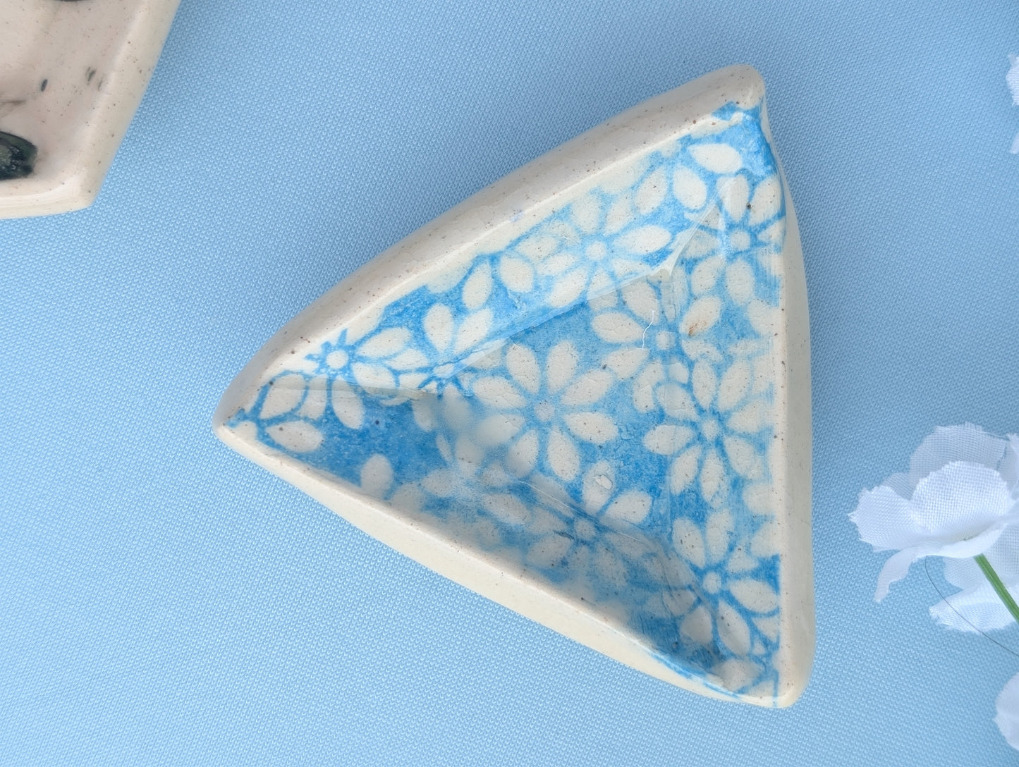 Le Mia’s Blue Blossom Trivet